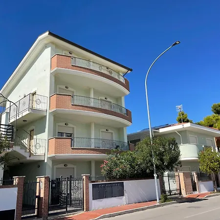 Brocco רוזטו דליי אברוצי